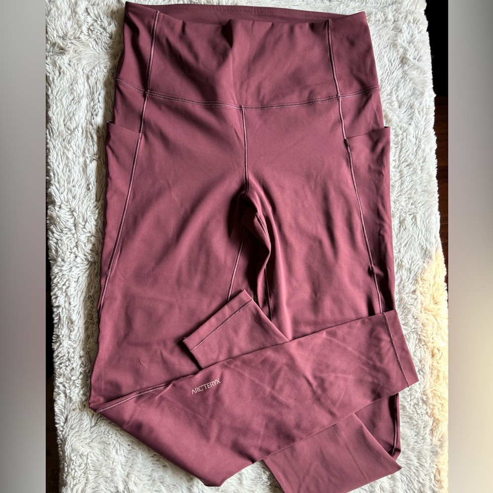 Arc’teryx Essent Leggings